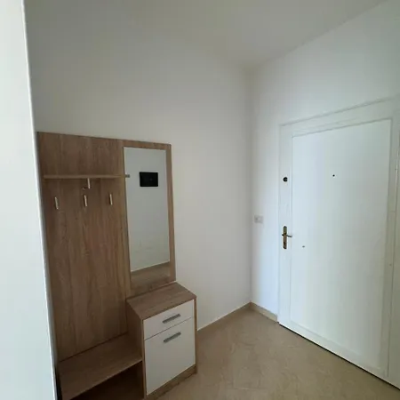 Cloud 4 Appartement Lezhë